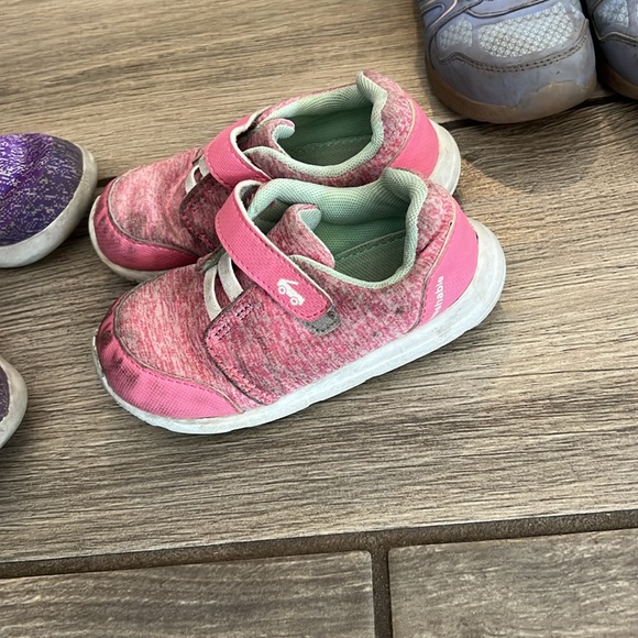 Nike, pink, and light up shoes lot Velcro - Picture 6 of 7